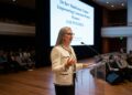 Dr. Madelaine Gomes